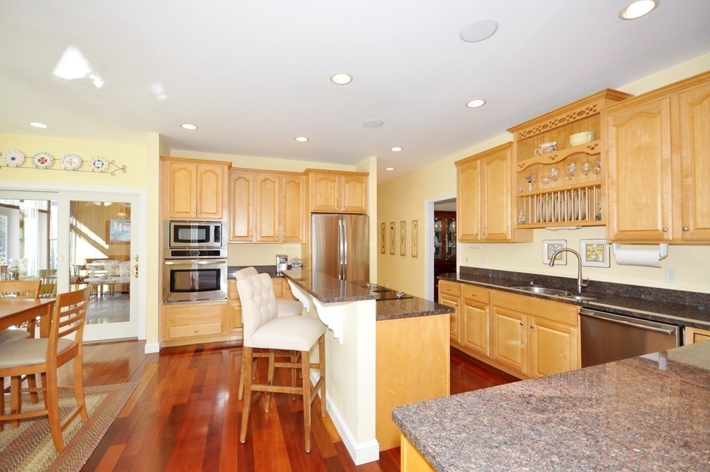 107 Fox Run Road Bolton, MA 01740 - Photo 8 of 30