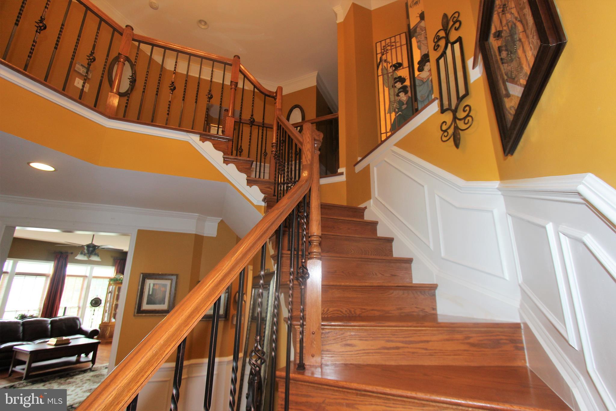 41885 Feldspar Place Stone Ridge, VA 20105 - Photo 15 of 97 Front Staircase