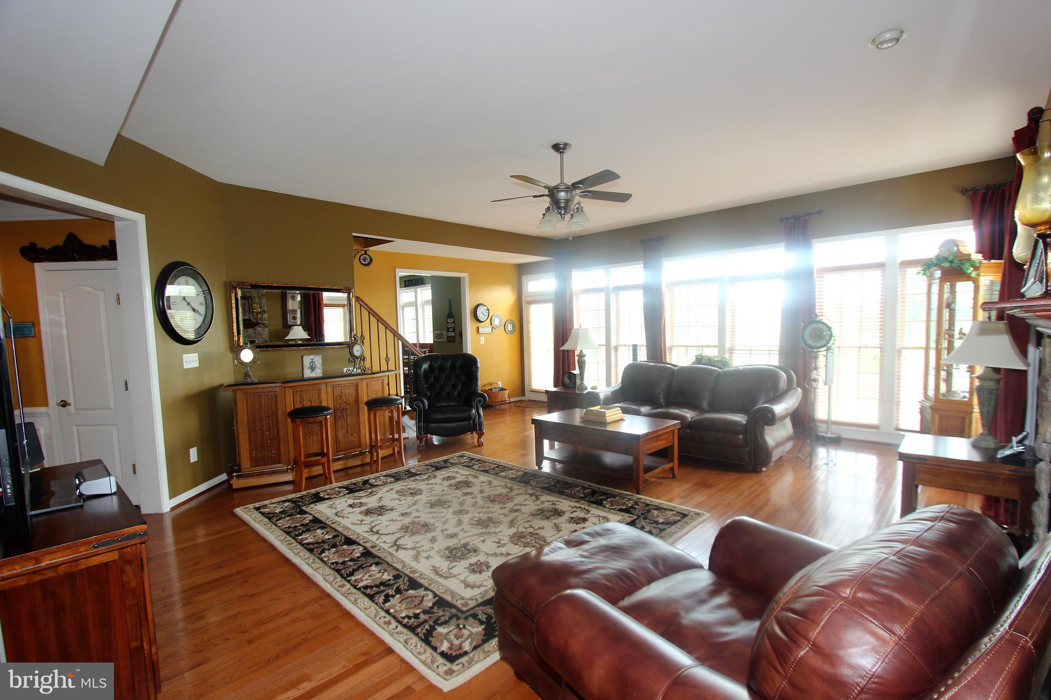 41885 Feldspar Place Stone Ridge, VA 20105 - Photo 25 of 97 Family Room