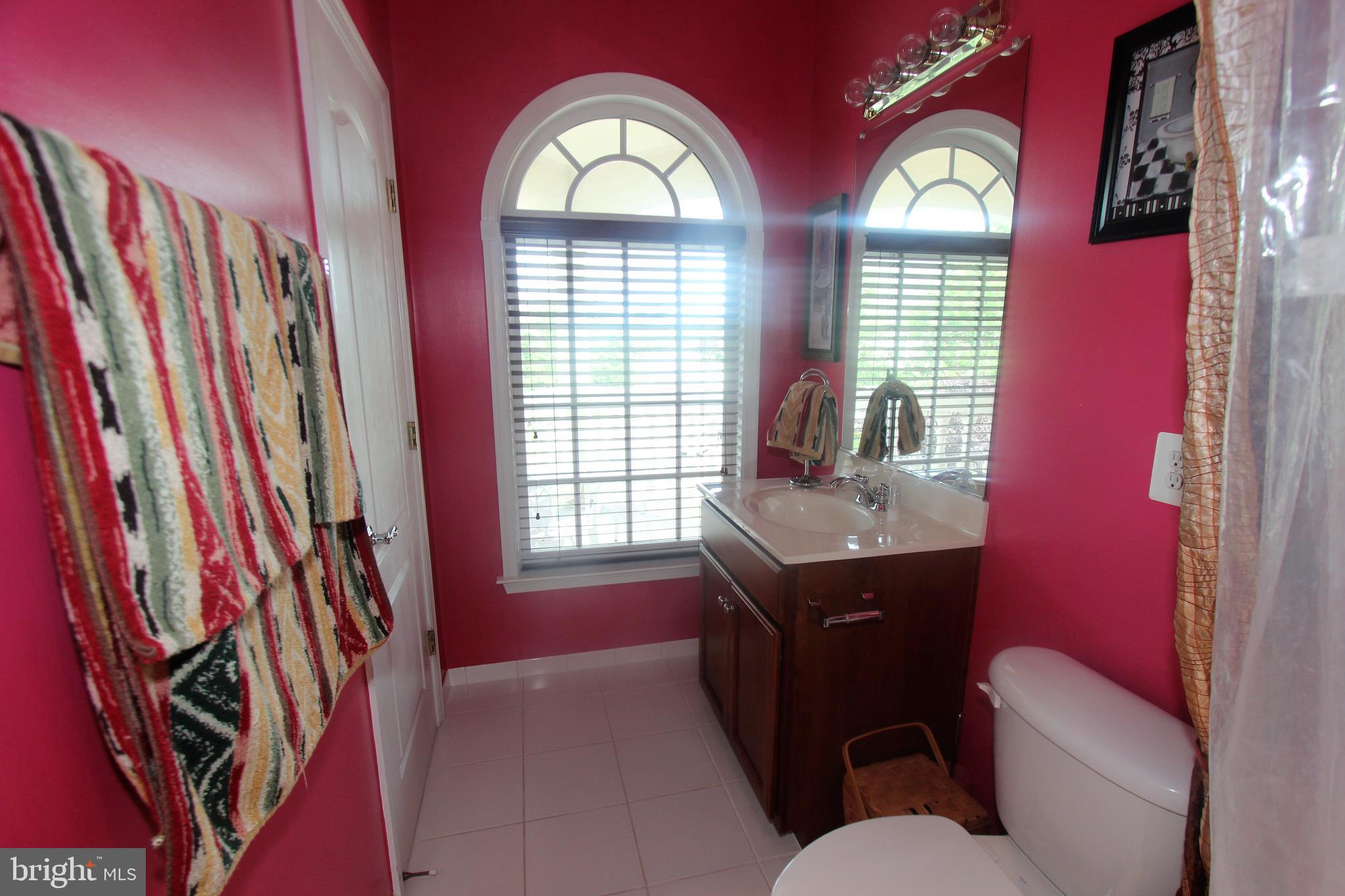 41885 Feldspar Place Stone Ridge, VA 20105 - Photo 66 of 97 Full Bathroom to Bedroom Suite #4