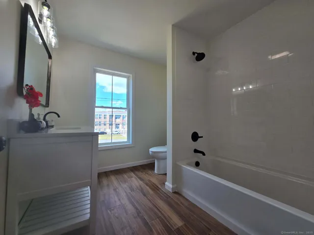 $679,900 | 1015 Enfield Street, Enfield, CT 06082