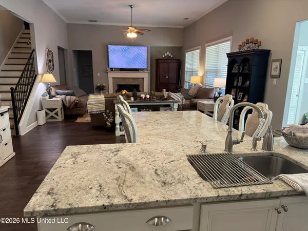 $550,000 | 6223 Sierra Drive, Olive Branch, MS 38654