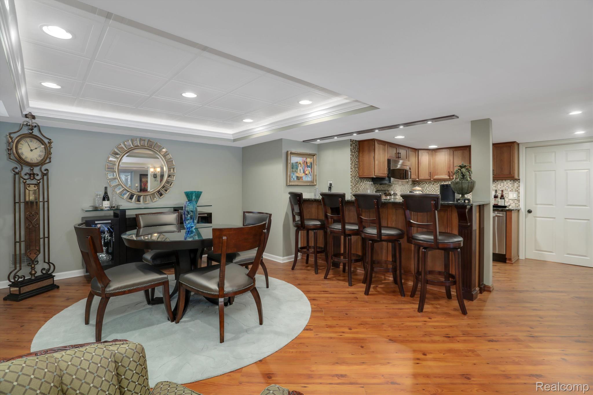 4545 Valley View Rochester, MI 48306 - Photo 43 of 57 Gallery Image 43