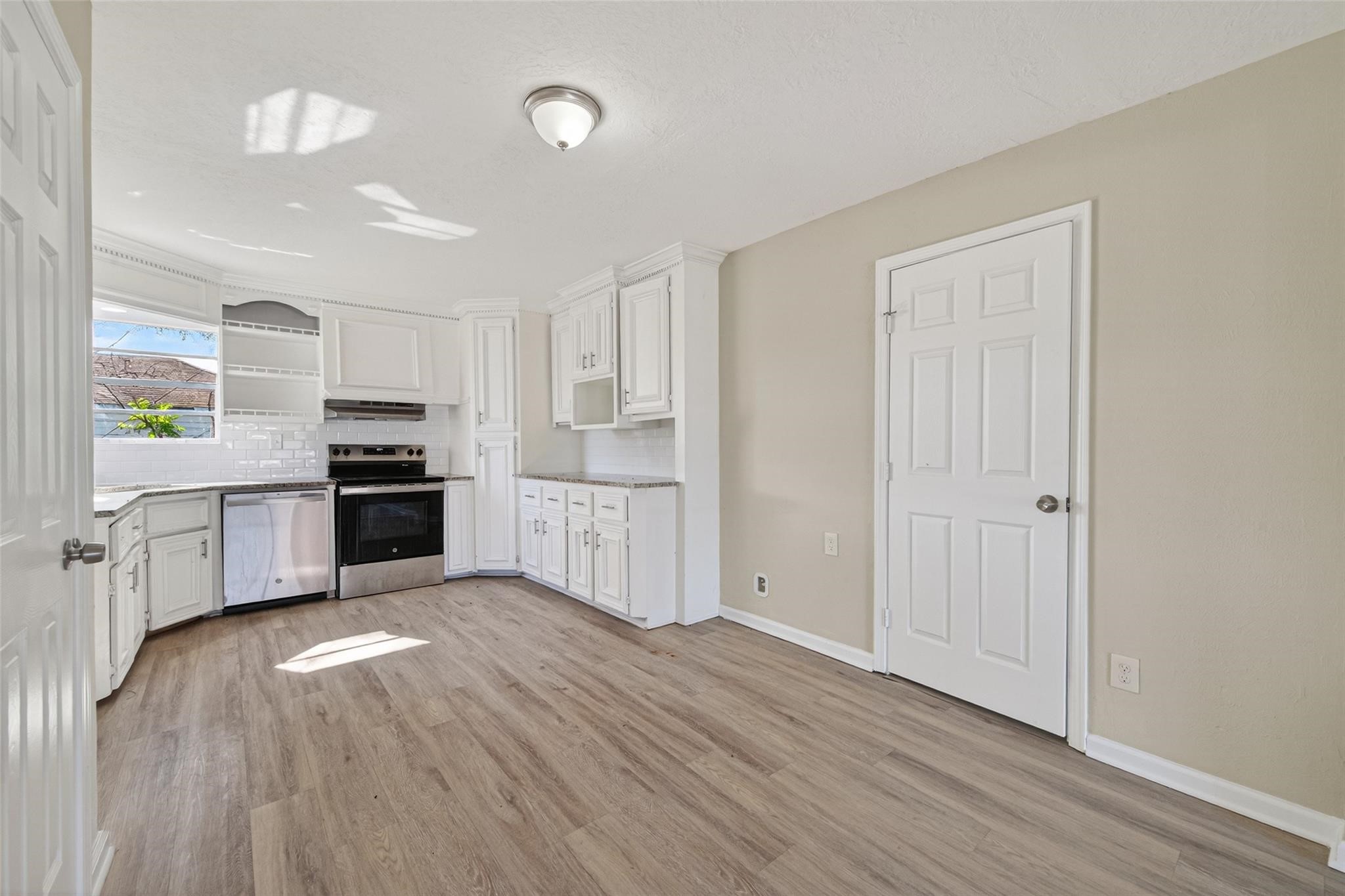 4626 Dewberry Street Houston, TX 77021 - Photo 14 of 45