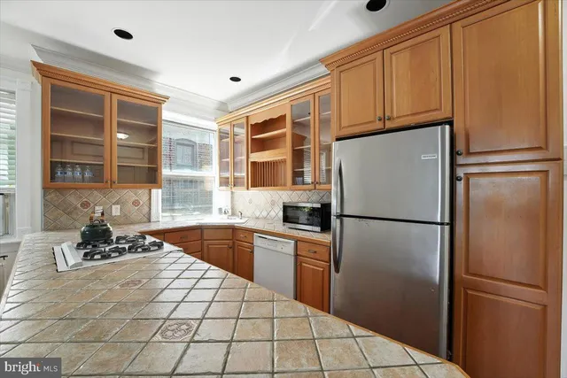 $475,000 | 851 John F. Kennedy Boulevard, Unit E1, Weehawken, NJ 07086