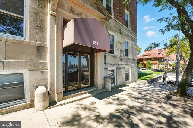 $475,000 | 851 John F. Kennedy Boulevard, Unit E1, Weehawken, NJ 07086