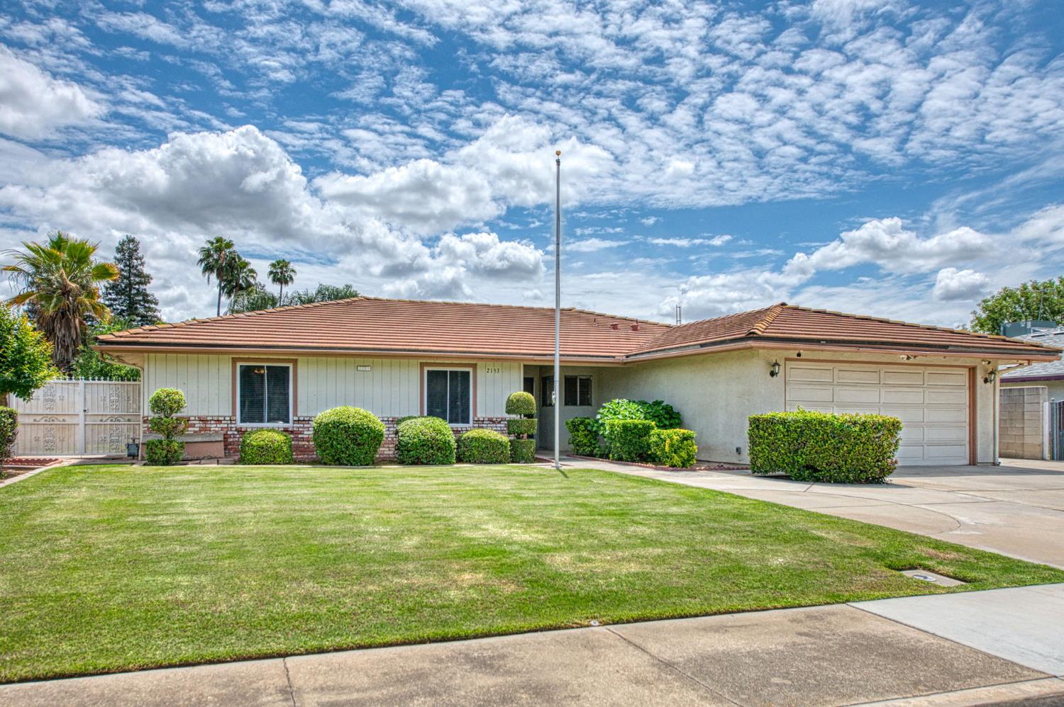 2153 Jenni Avenue Sanger, CA 93657 - Photo 1 of 23