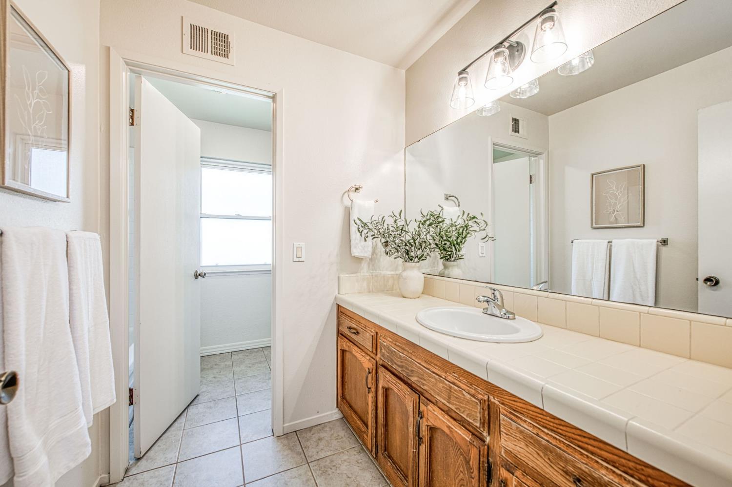 2153 Jenni Avenue Sanger, CA 93657 - Photo 11 of 23