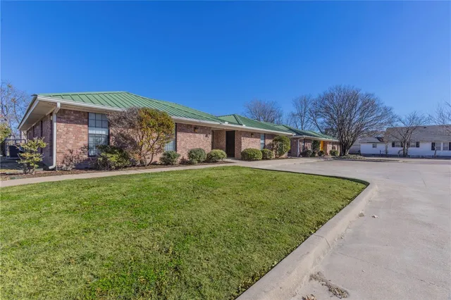 $1,125,000 | 1904 South 18th Street, Waco, TX 76706