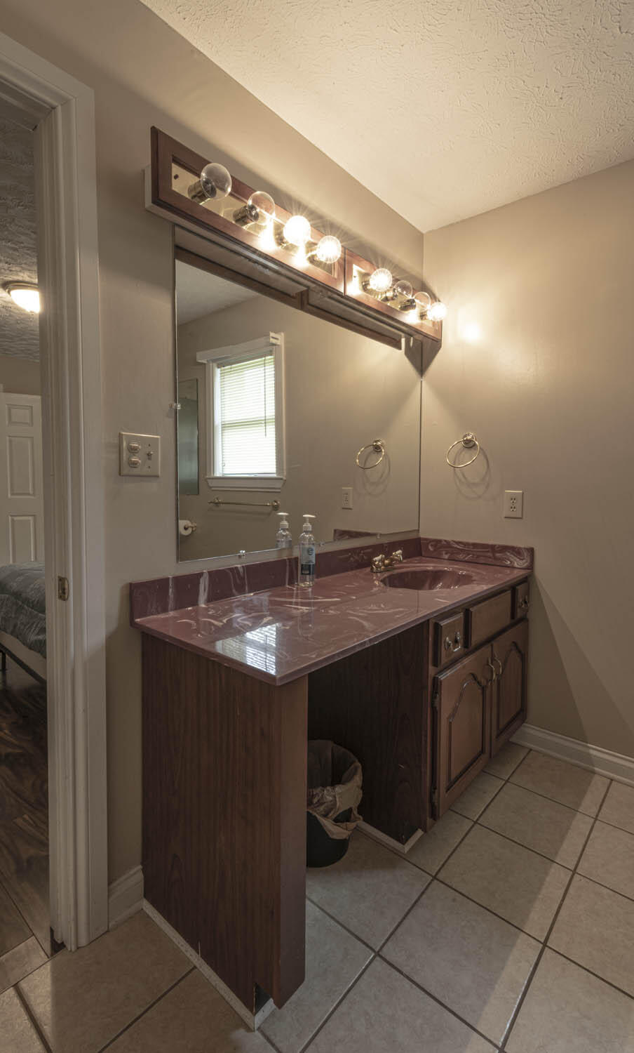 1368 Watch Road Corbin, KY 40701 - Photo 16 of 27 bathroom_2