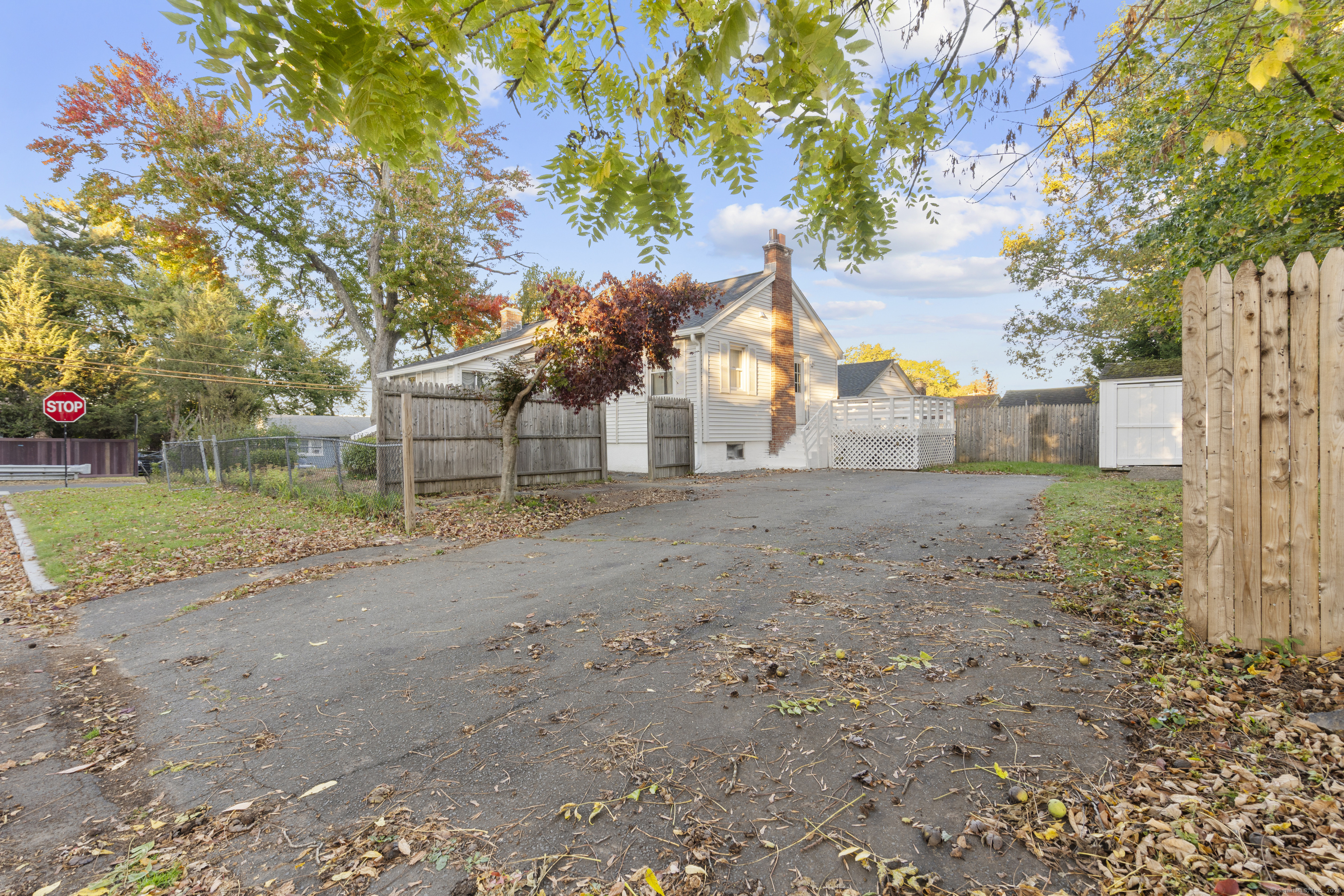 67 Elizabeth Avenue Bloomfield, CT 06002 - Photo 18 of 20 a view of a out door space area