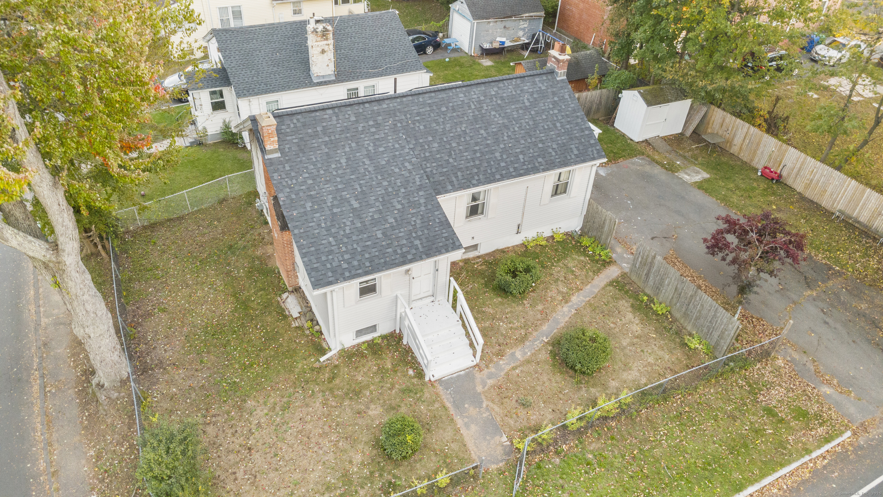 67 Elizabeth Avenue Bloomfield, CT 06002 - Photo 3 of 20 swimming pool view with a garden