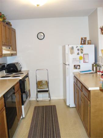 48 Evergreen Road, Unit 204 Northampton, MA 01053 - Photo 6 of 19 Gallery Image 6