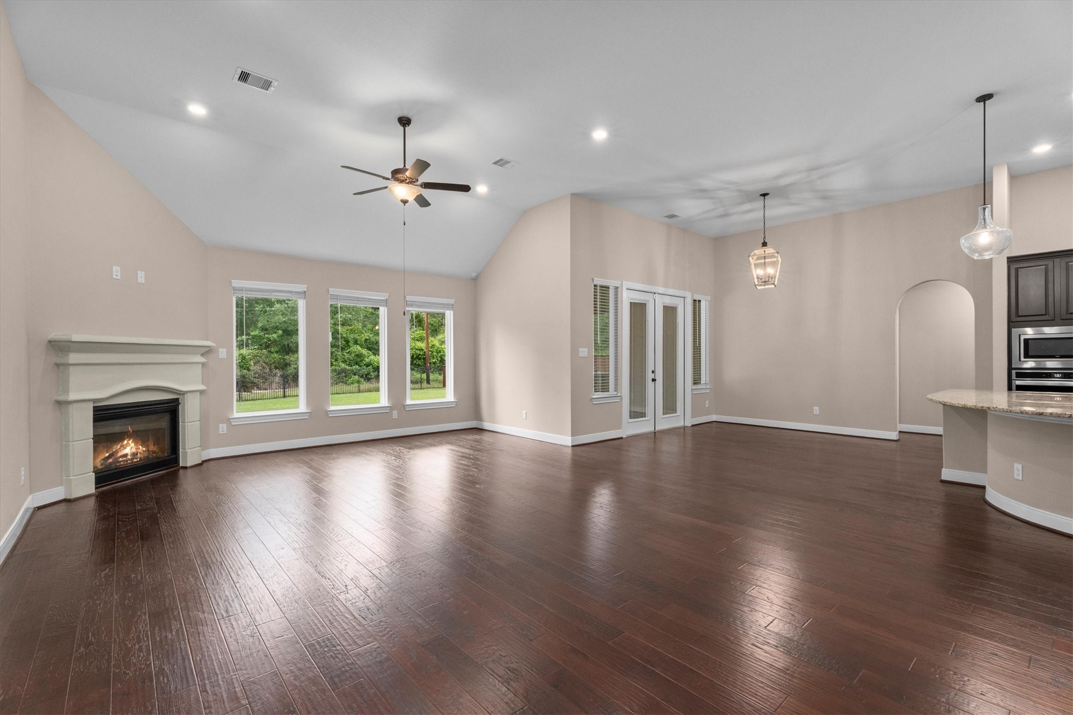 203 Magnolia Reserve Loop Magnolia, TX 77354 - Photo 17 of 49