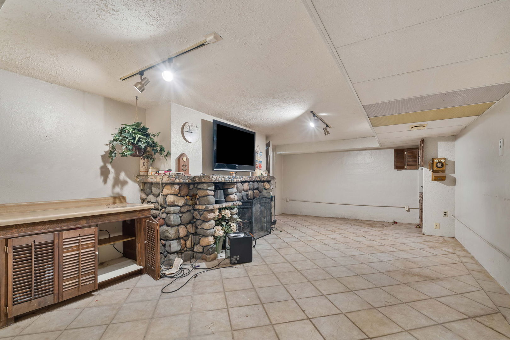 2210 30th Street Rock Island, IL 61201 - Photo 28 of 48