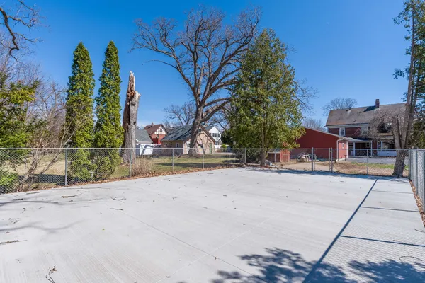 $269,000 | 2210 30th Street, Rock Island, IL 61201