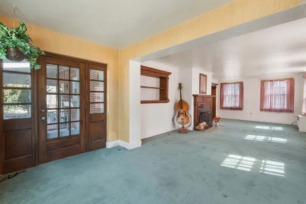 $269,000 | 2210 30th Street, Rock Island, IL 61201