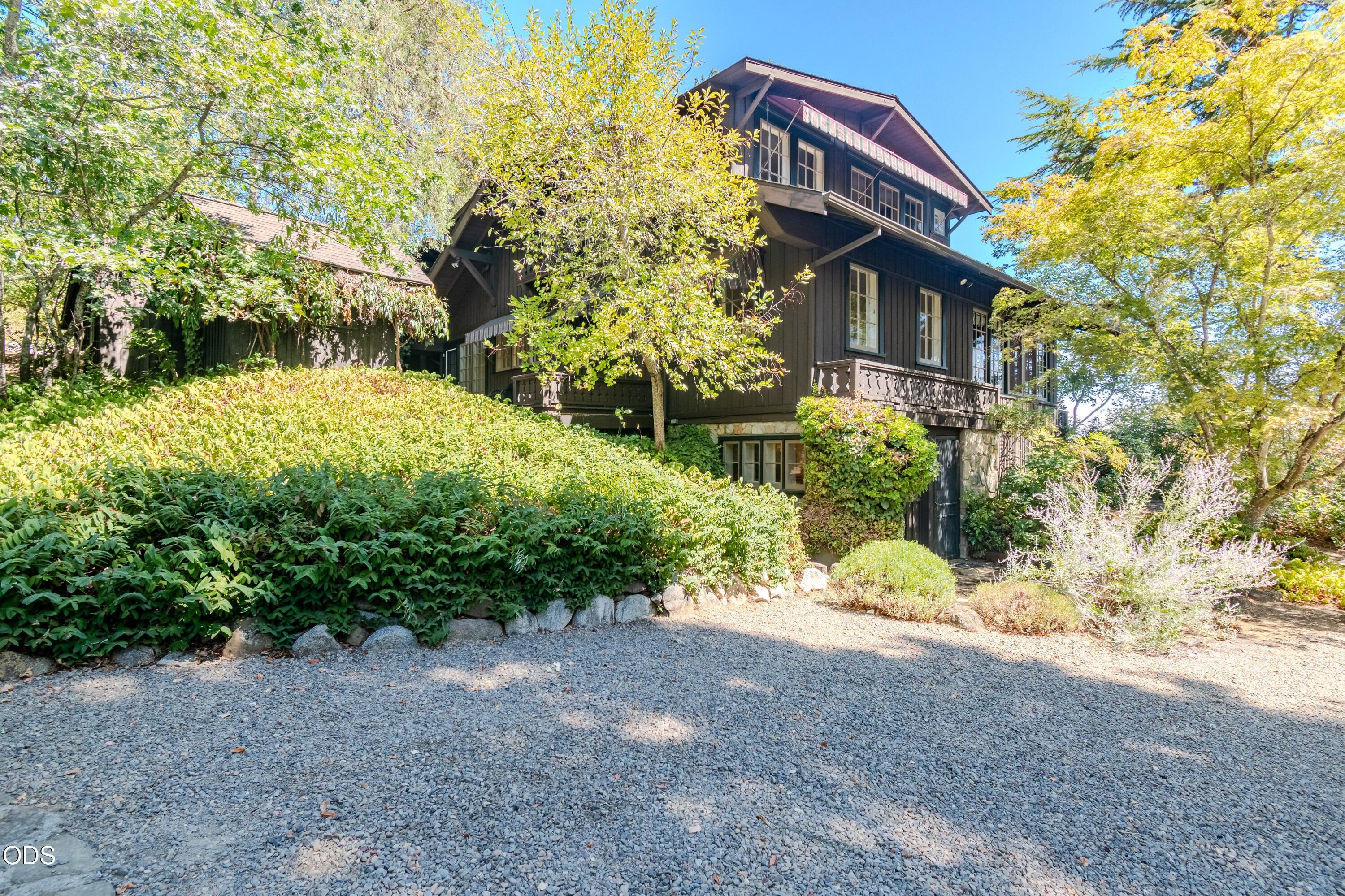 2569 Old Stage Road Medford, OR 97502 - Photo 82 of 83 Gallery Image 82
