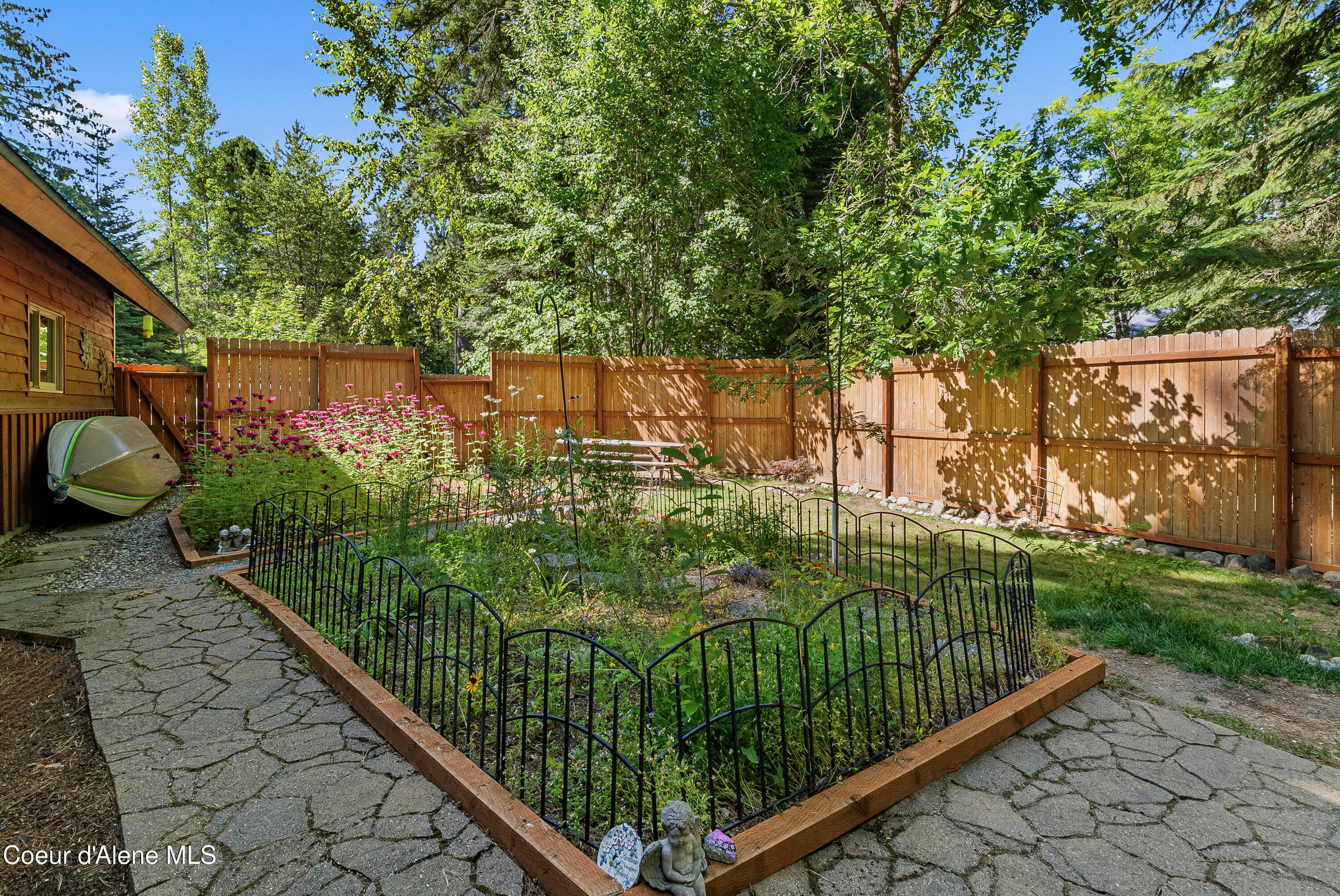 70 Hawkins Road Sagle, ID 83860 - Photo 22 of 30 Backyard