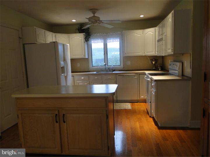 602 Ridge Avenue Atglen, PA 19310 - Photo 13 of 21 Kitchen