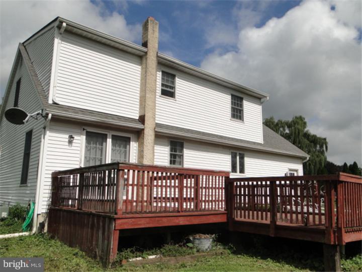 602 Ridge Avenue Atglen, PA 19310 - Photo 4 of 21 Exterior Back