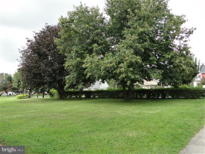 602 Ridge Avenue Atglen, PA 19310 - Photo 5 of 21 Front Yard