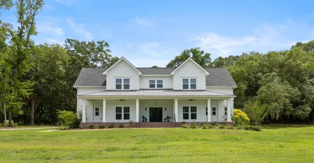 $1,889,500 | 2962 Anchor Watch Drive, Wadmalaw Island, SC 29487