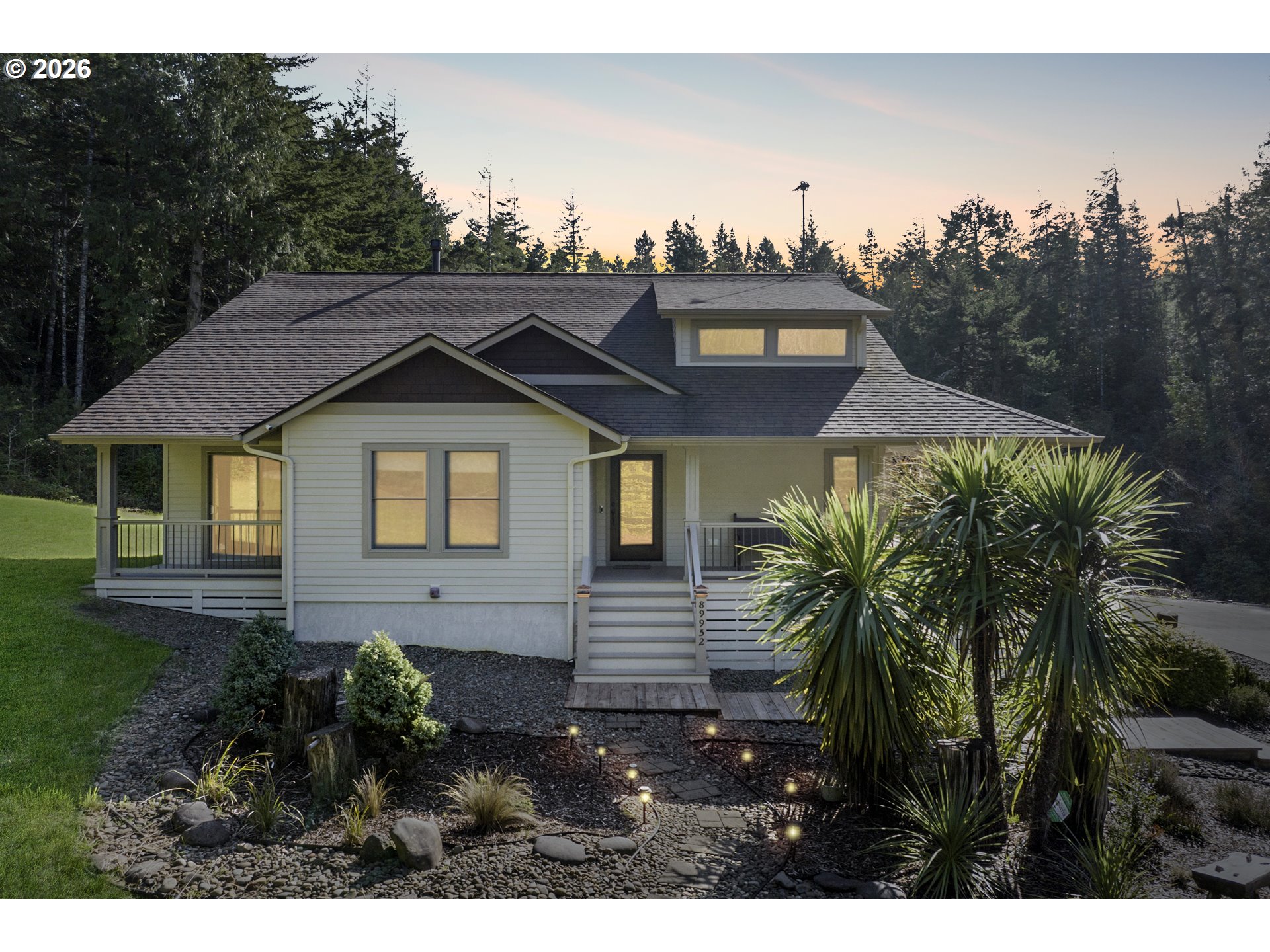89952 Highway 101 Florence, OR 97439 - Photo 2 of 47