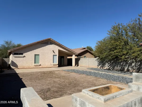 $2,200 | 6723 West Beverly Road, Laveen, AZ 85339