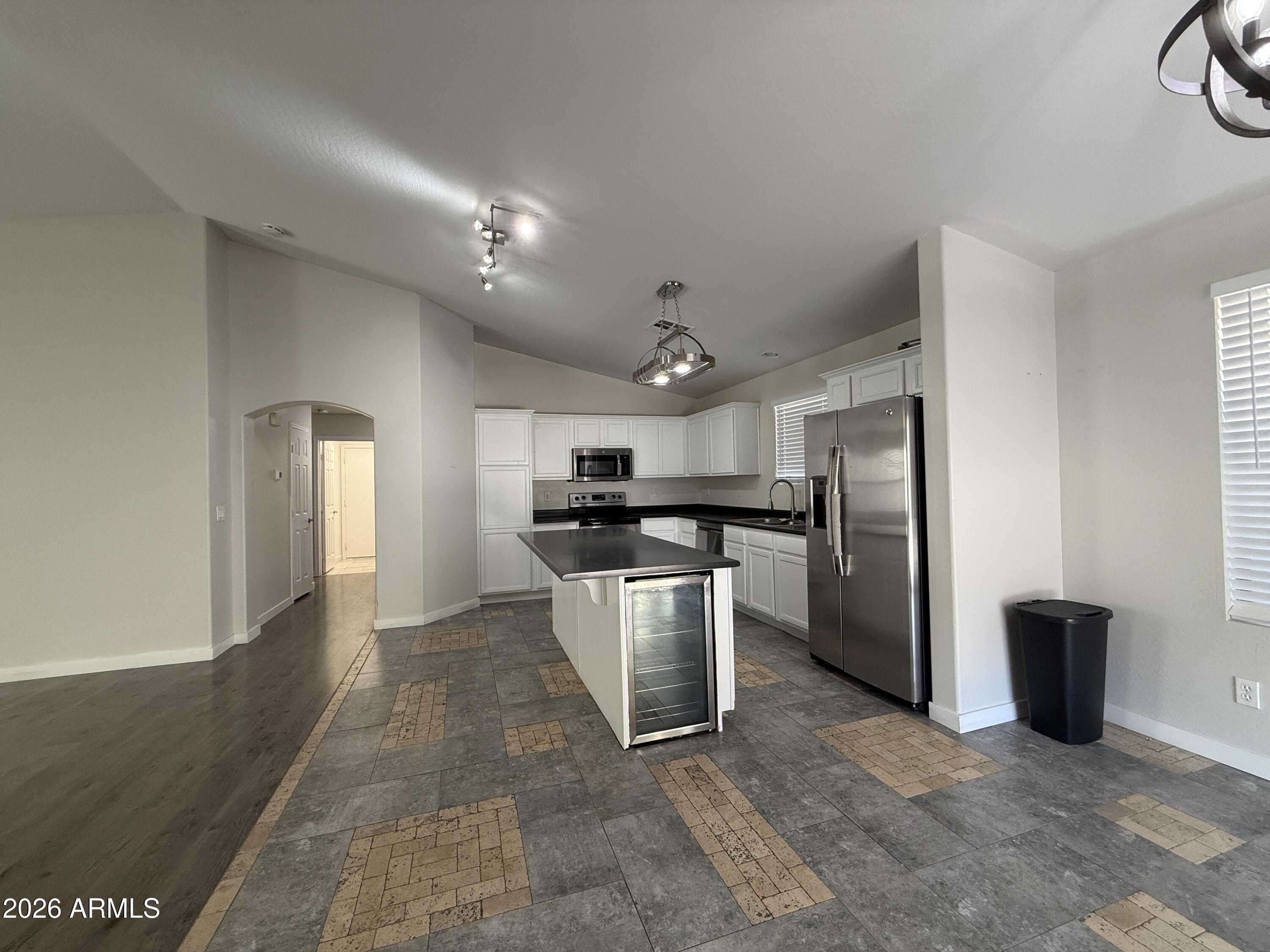 6723 West Beverly Road Laveen, AZ 85339 - Photo 4 of 23 IMG_3921