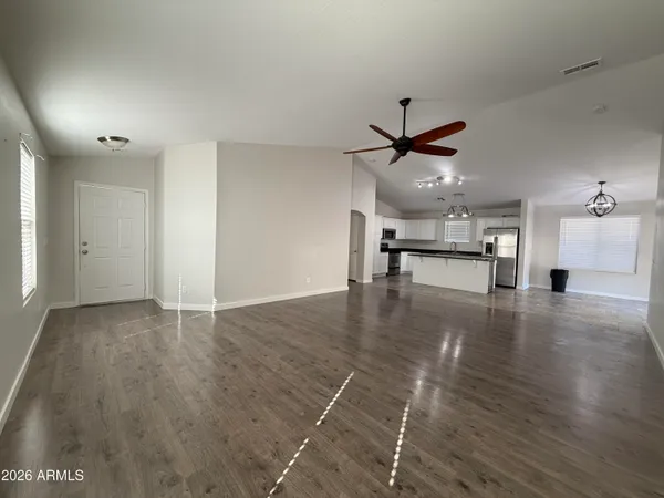 $2,200 | 6723 West Beverly Road, Laveen, AZ 85339