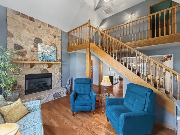 $299,900 | 167 North Eagle Island Road, Kankakee, IL 60901