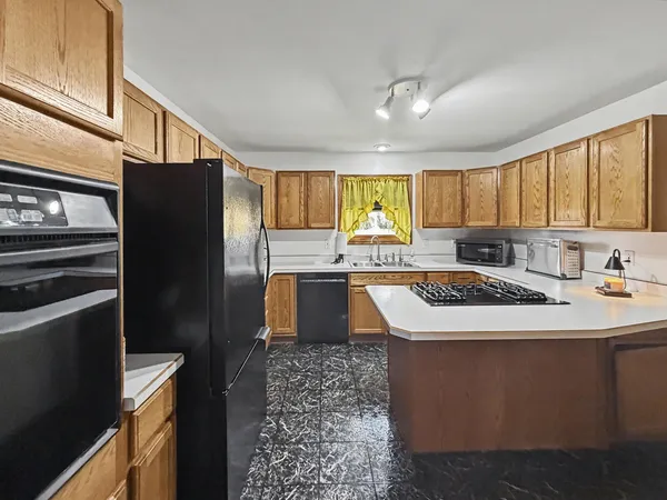 $299,900 | 167 North Eagle Island Road, Kankakee, IL 60901