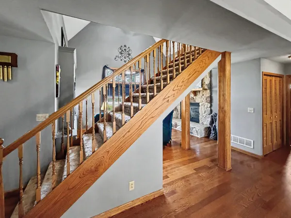 $299,900 | 167 North Eagle Island Road, Kankakee, IL 60901