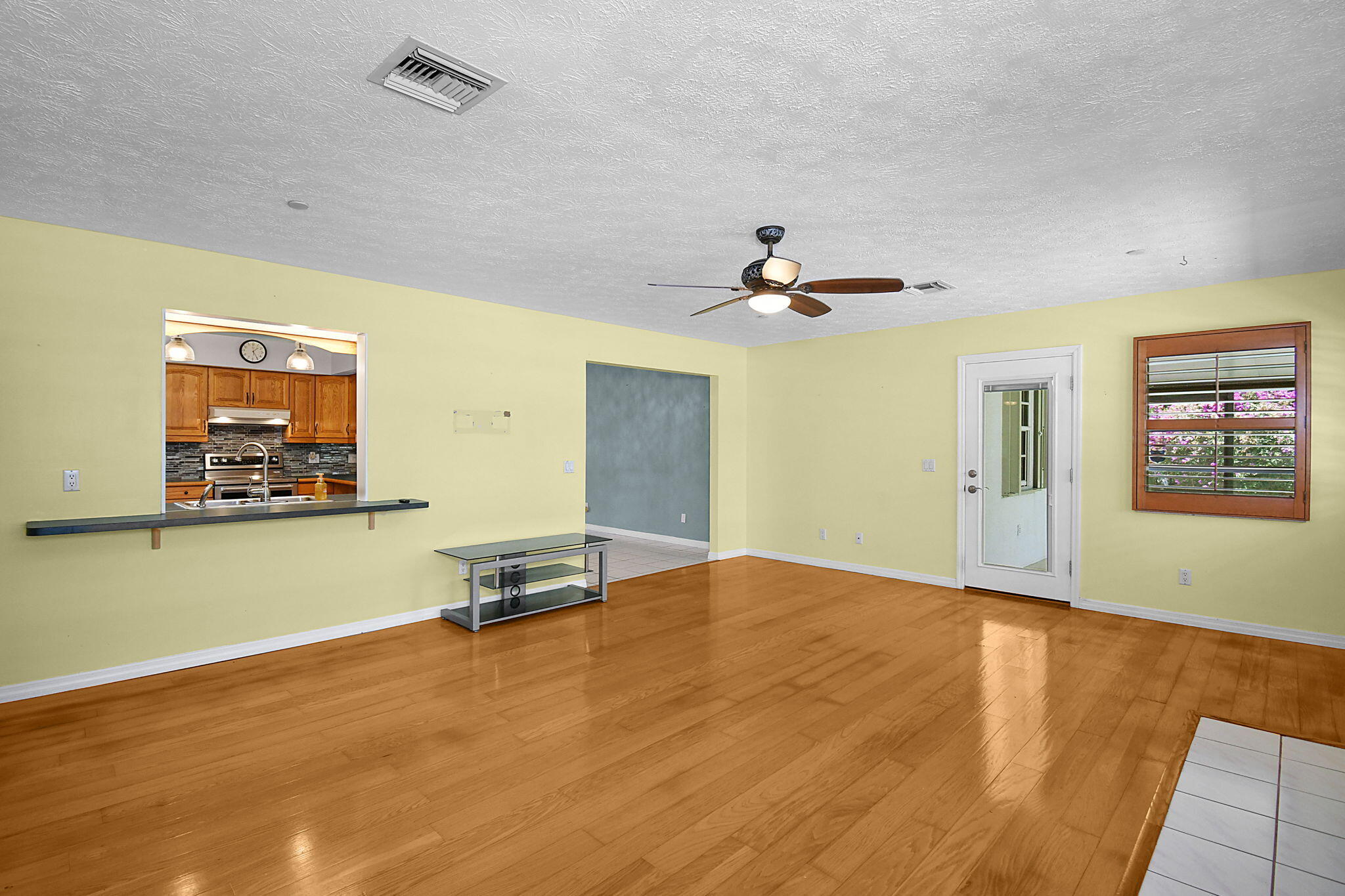 895 Southeast Waterside Way Stuart, FL 34997 - Photo 31 of 68 family room