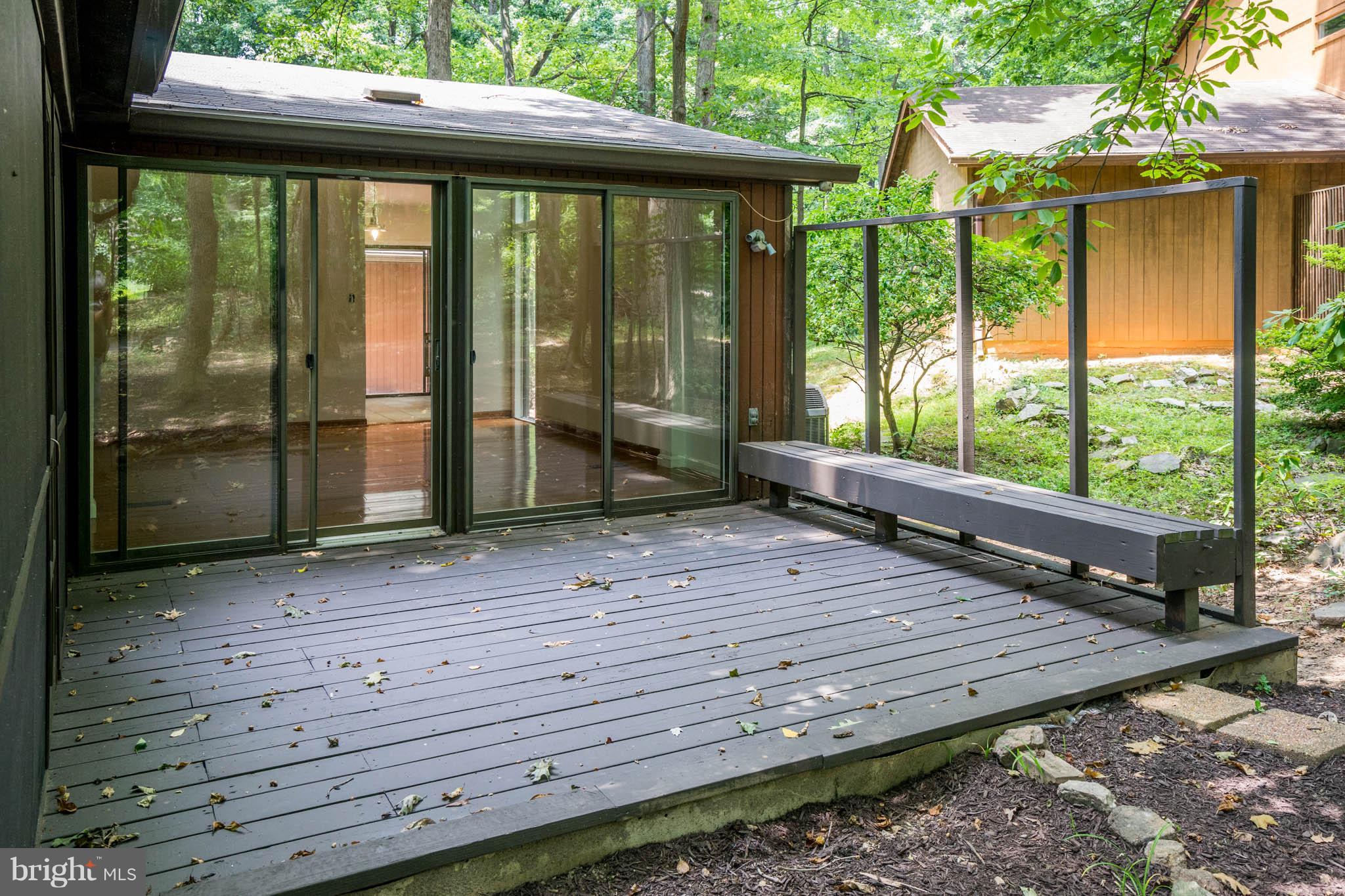 10986 Swansfield Road Columbia, MD 21044 - Photo 25 of 30 NEW DECK