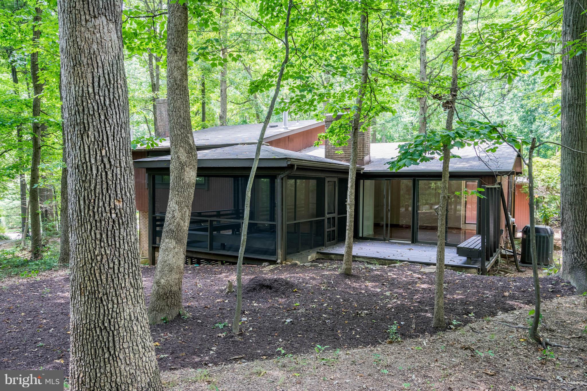 10986 Swansfield Road Columbia, MD 21044 - Photo 28 of 30 LOVELY BACK YARD
