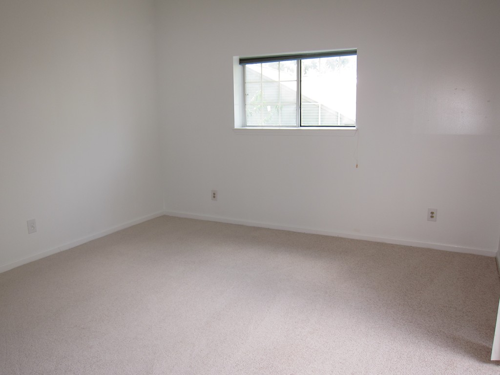21 East Bluff Road, Unit 21 Ashland, MA 01721 - Photo 13 of 16 Gallery Image 13