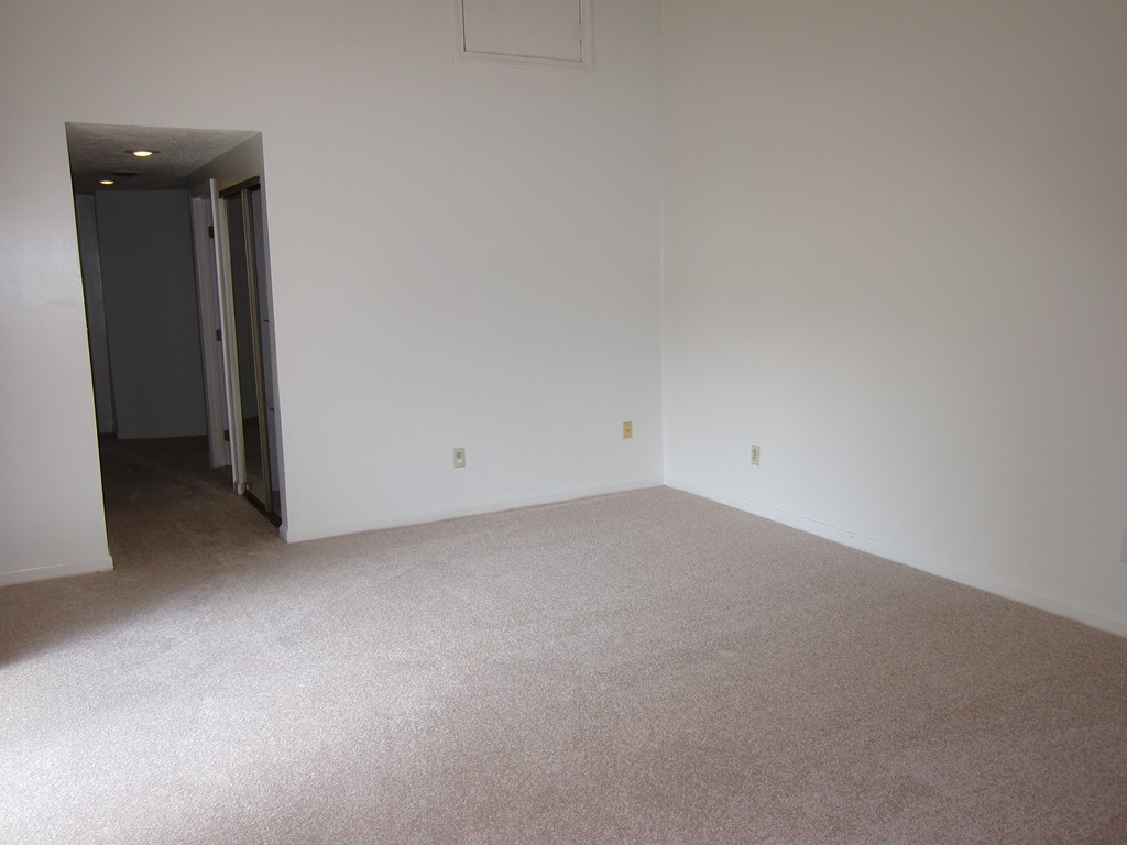 21 East Bluff Road, Unit 21 Ashland, MA 01721 - Photo 9 of 16 Gallery Image 9