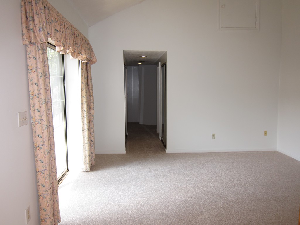 21 East Bluff Road, Unit 21 Ashland, MA 01721 - Photo 10 of 16 Gallery Image 10