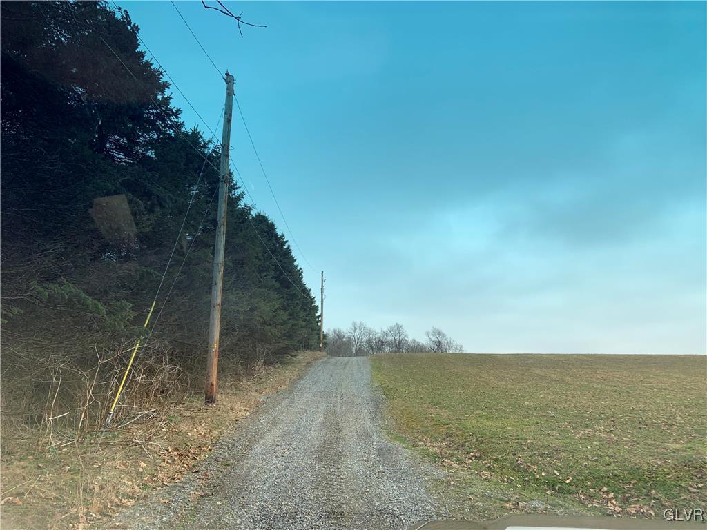 5022 Best Station Road Slatington, PA 18080 - Photo 2 of 20 Gallery Image 2
