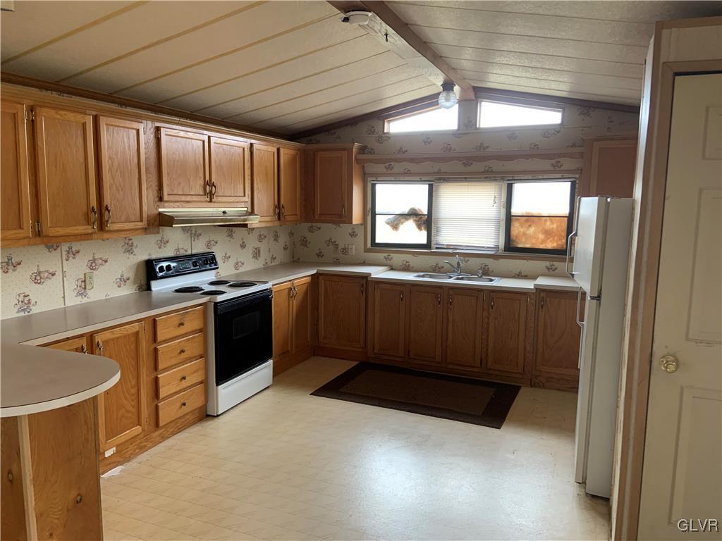 5022 Best Station Road Slatington, PA 18080 - Photo 10 of 20 Gallery Image 10