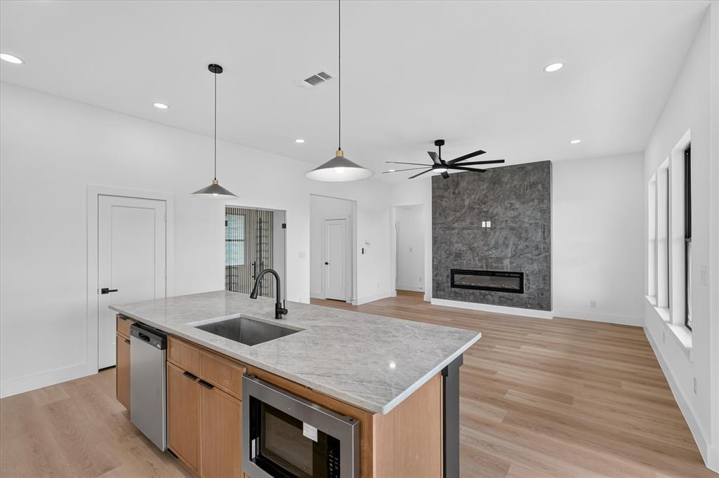 1644 West Wintergreen Road Lancaster, TX 75134 - Photo 18 of 34 Gallery Image 18