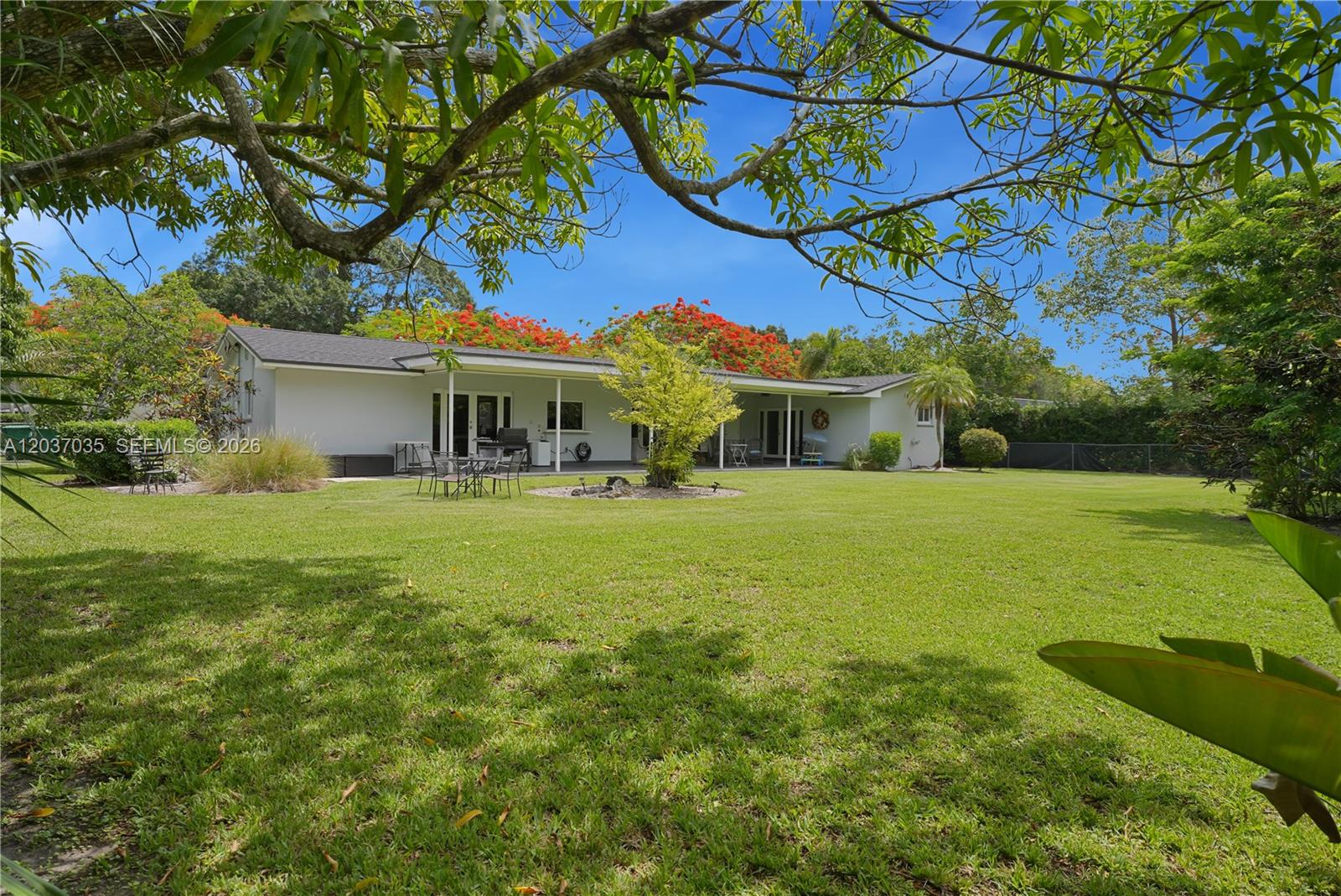 8340 Southwest 96th Street Miami, FL 33156 - Photo 30 of 43