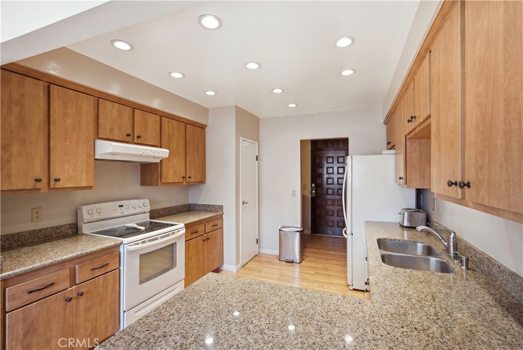 12300 Montecito Road, Unit 24 Seal Beach, CA 90740 - Photo 1 of 36 Gallery Image 1