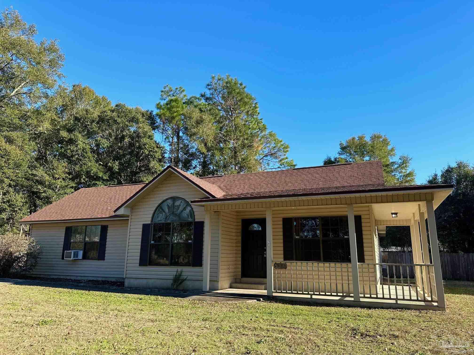 5374 Windham Road Milton, FL 32570 - Photo 2 of 14