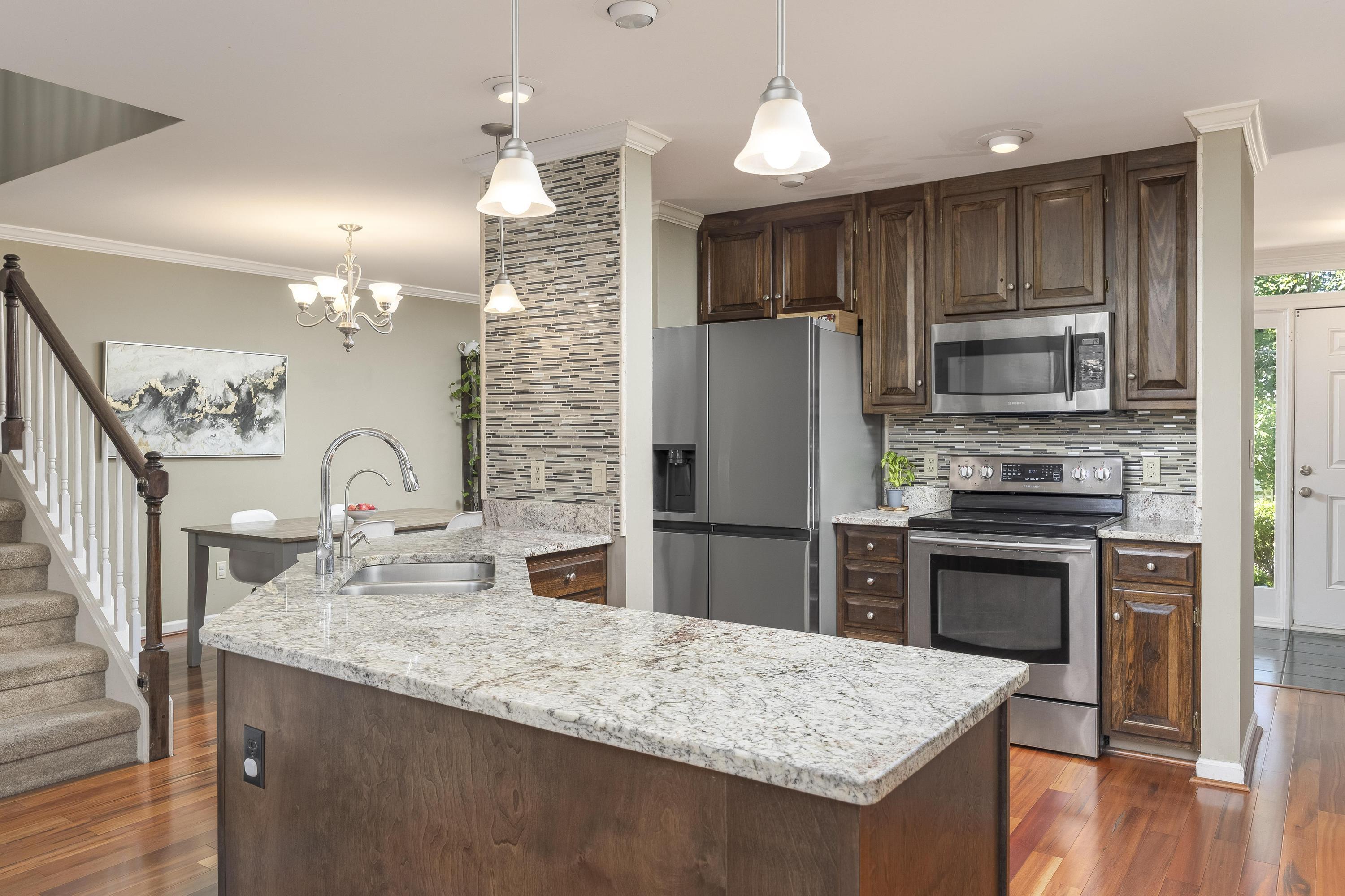 7423 Hamilton Run Drive Chattanooga, TN 37421 - Photo 11 of 39 Kitchen