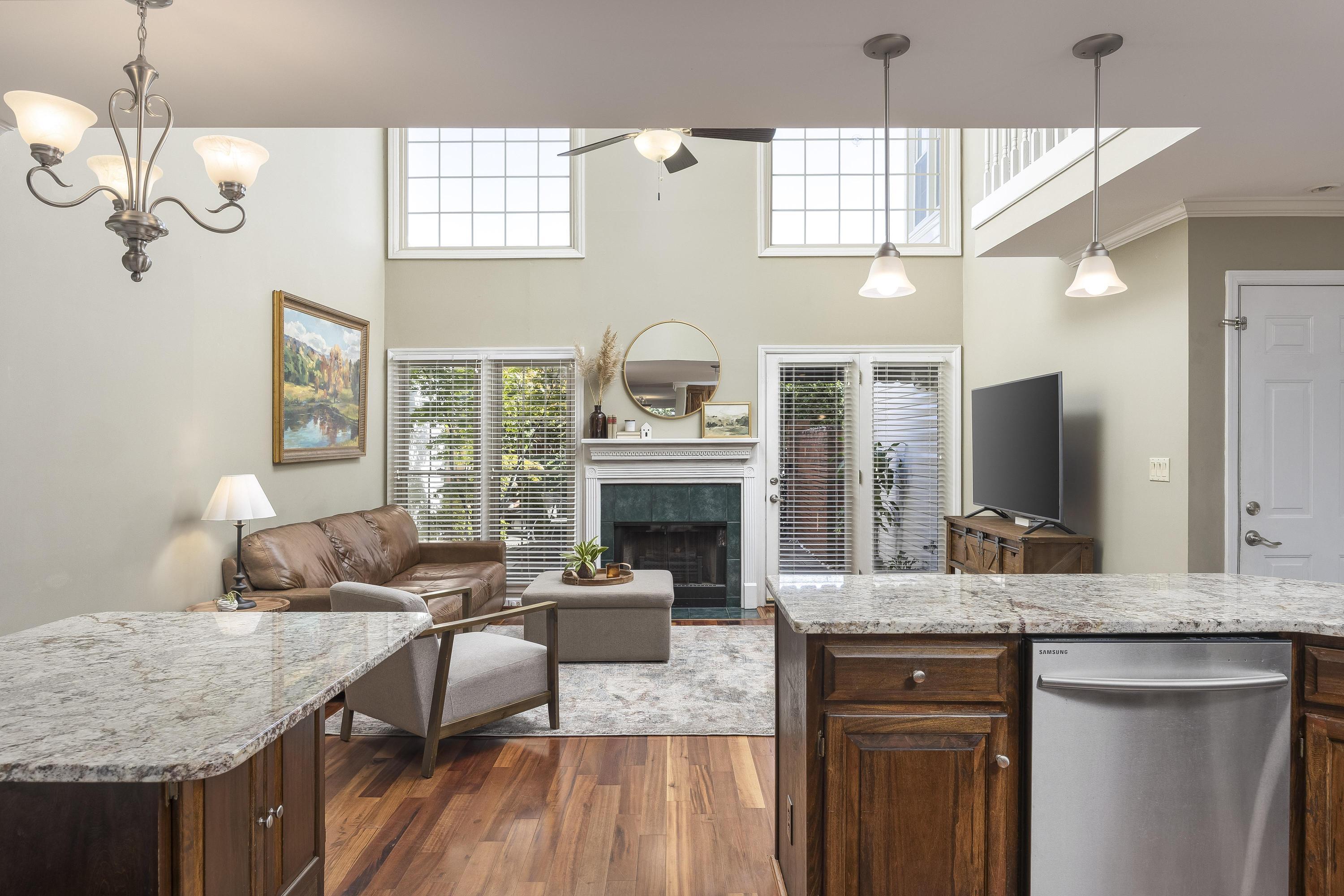 7423 Hamilton Run Drive Chattanooga, TN 37421 - Photo 13 of 39 Great room