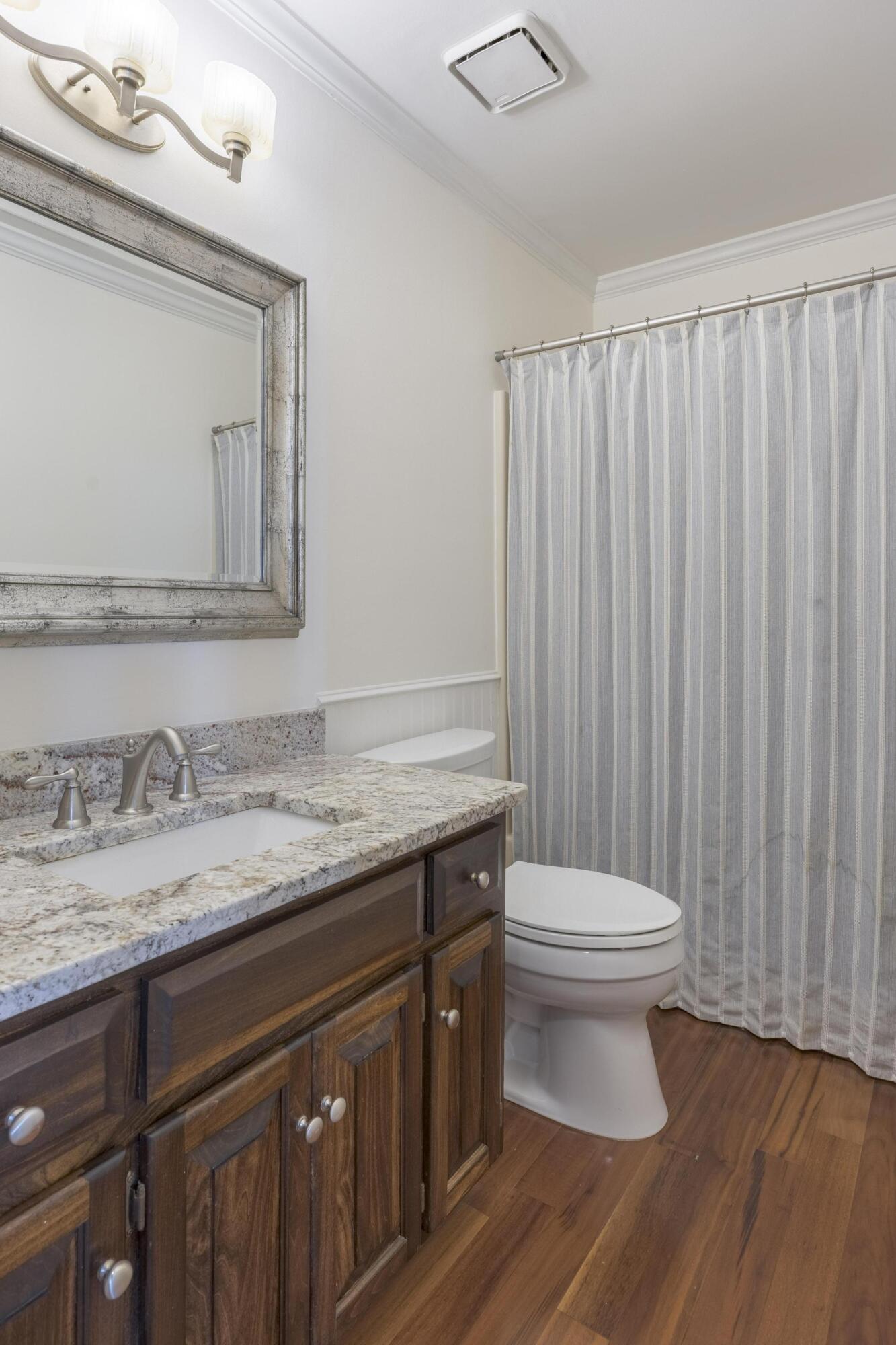 7423 Hamilton Run Drive Chattanooga, TN 37421 - Photo 25 of 39 Bathroom