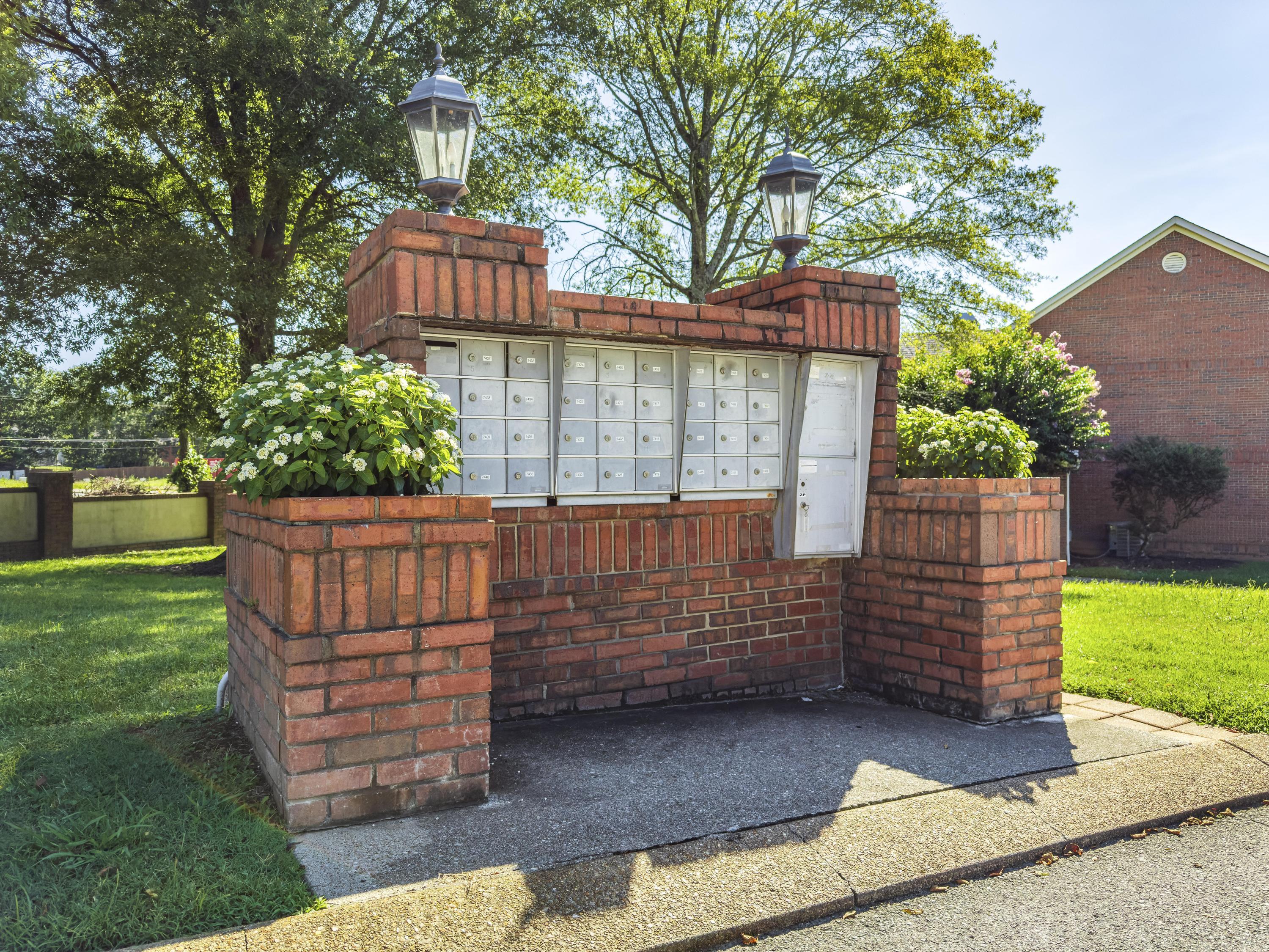 7423 Hamilton Run Drive Chattanooga, TN 37421 - Photo 38 of 39 Mailbox